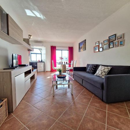 Pleasant T1 With Open View In A Calm Area Apartment อัลวอร์ ภายนอก รูปภาพ